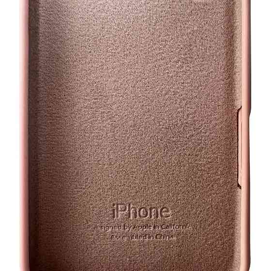 Чехол для iPhone 15/16, силиконовый, розовый песок Киев