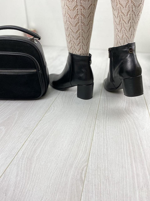 Stepter Черевики жіночі STEPTER чорні натуральна шкіра каблук 5.5см висота 10см 35р.-22.5см 37р Коломыя - изображение 10