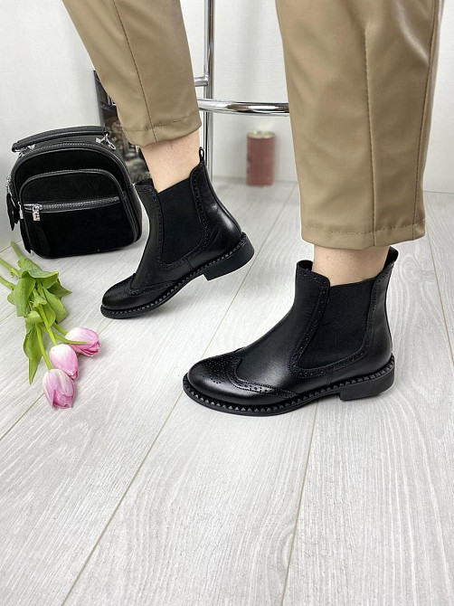 Kadar Черевики жіночі KADAR чорні натуральна шкіра весна-осінь размер 36-40 (00-1105491-Б) Коломия - фото 4