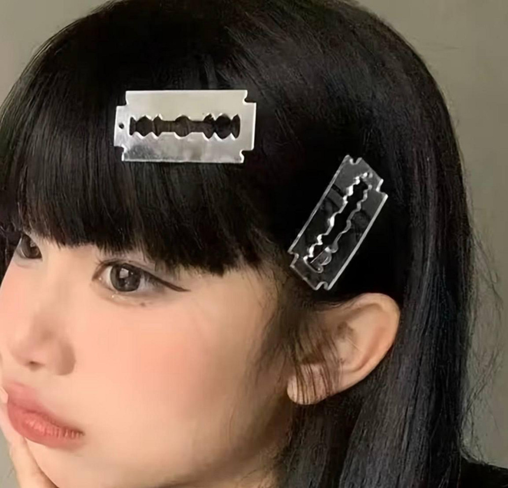 Заколки для волосся у вигляді леза металеві сріблясті шпильки 2 шт альтернативний стиль Київ - фото 4
