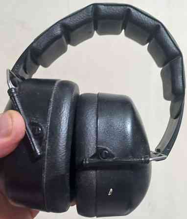 Наушники  Франция  противошумные. Киев