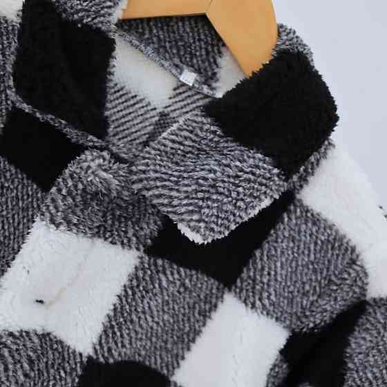 Дитяча тепла куртка тедді на змійці в чорно-білу клітинку Кам'янець-Подільський