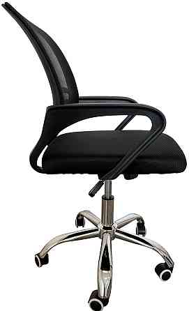 Офисное кресло руководителя Tehforward Real хром Tilt Черный Днепр