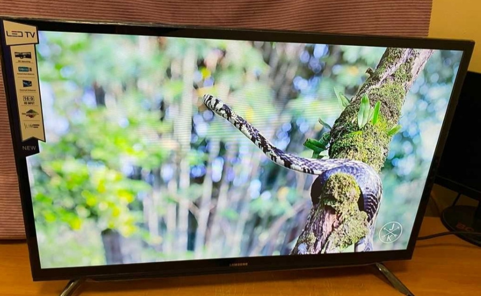 Распродажа! Телевизор Samsung 45