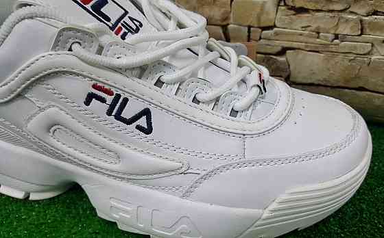 Женские кроссовки FILA Disruptor II 