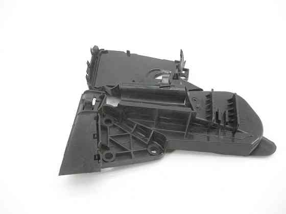 Mercedes-Benz  A1647330614 Кришка - кронштейн замка задніх правих дверей ML W164 Одеса