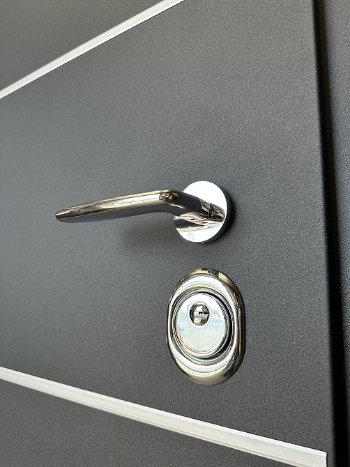 Двери уличные Redfort, модель Стрит Грей (Металл/МДФ) , комплектация Комфорт (3 контура) Киев - изображение 3