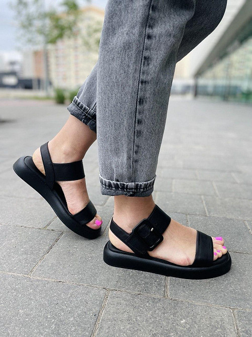 teona Босоніжки жіночі чорні TEONA 286 (5239) літні шкіряні / Стильні босоніжки на низькому ход Коломия - фото 2