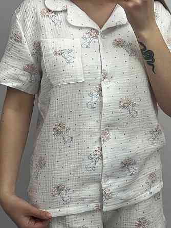 Жіноча піжама з шортами муслінова Молочний кролики S Харків