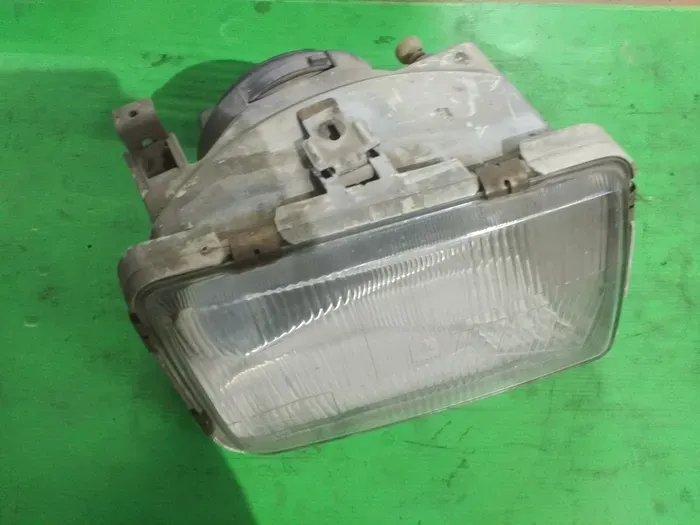 Фара права 03428748 Форд Сієрра 82-85р.в. 83Bg-13N114-MA Вінниця - фото 1