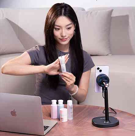 Подставка для iPhone магнитная беспроводная зарядка и охлаждение MagSafe Ulanzi SK-10 Киев