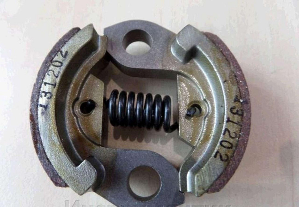 Колодки зчеплення мотокоси (коротка пружина) Олео Мак Sparta 25 Мукачево - фото 1