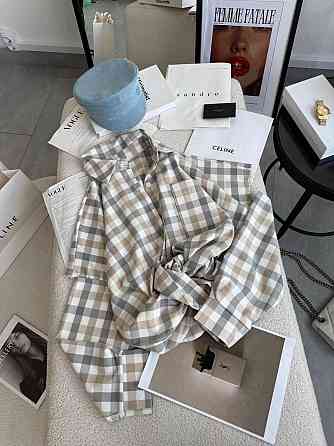 Жіноча стильна сорочка оверсайз у клітинку з ефектом надірваних рукавів тіар. Бежевий Одеса