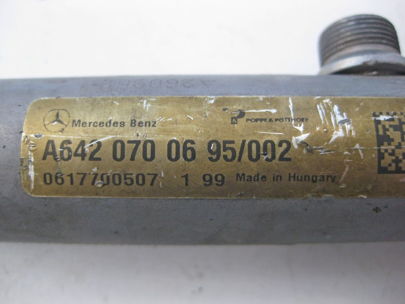 Mercedes-Benz  A6420700695 Паливна рампа - розподільник праворуч з датчиком для двигуна OM642 V6 3.0 cdi Одеса - фото 3