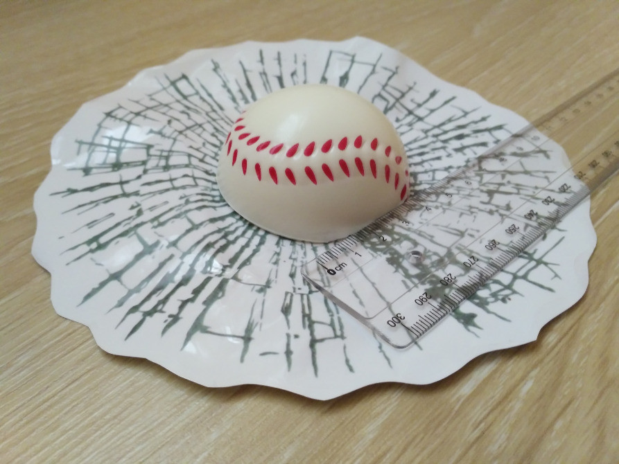 Мяч футбольный белый в окне авто наклейка прикол Київ - фото 6