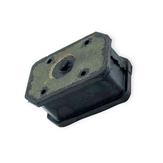 Подушка МТЗ передня двигуна Мукачево