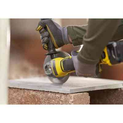 Шлифовальная машина Stanley FatMax, Li-Ion 18V, 9000 об/мин, d=125 мм, 2.66кг (без АКБ и ЗУ) (SFMCG700B) Винница