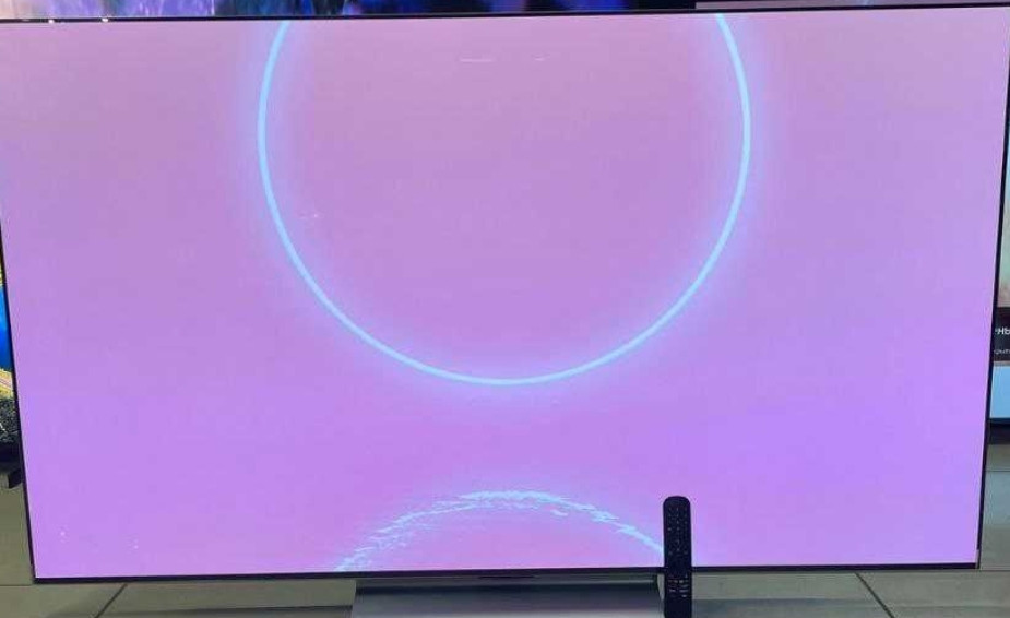 Телевизор Безрамный: 65