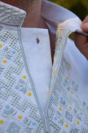 Вышиванка льняная мужская, длинный рукав, белая,( лен ) топ Киев