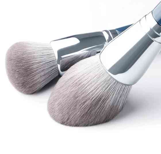 Набор кистей для макияжа из дерева и кукурузного волокна Киев