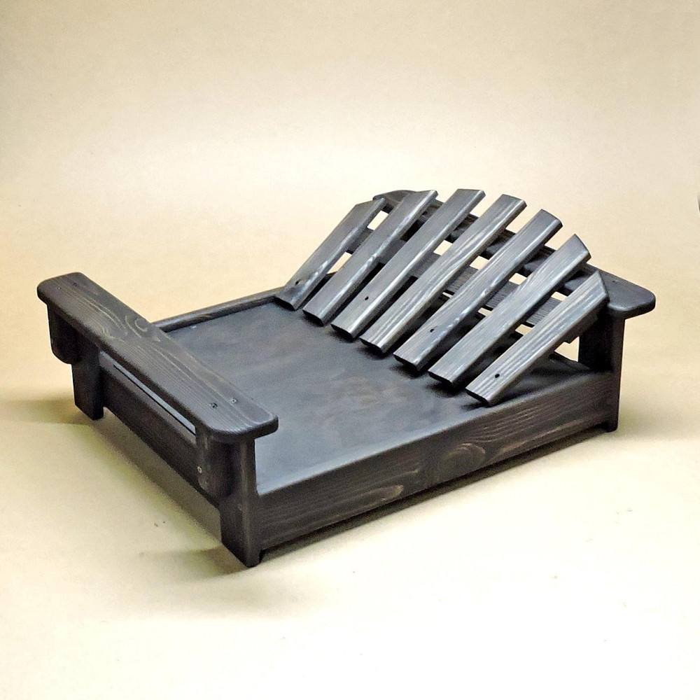 Лежак деревянный для собаки 