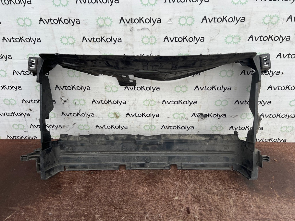 Дефлектор радіатора Renault Trafic III 2014-2019 (214763488R) Ковель - фото 1