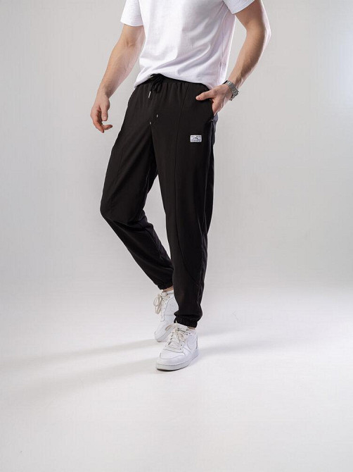 Чорні джогери для чоловіків. Чоловічі демісезонні легкі штани джогери Pobedov Savaya Київ - фото 1