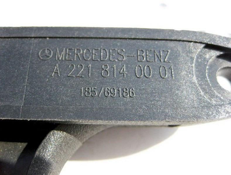 Mercedes-Benz  A2218140001 Крюк для підвісу сумок у багажнику E-Class W211 CLS C219 S-Class W221 CL C216 Одесса - изображение 3