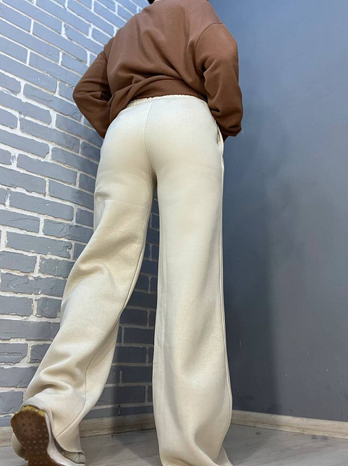 Костюм жіночий Quzen 388-488 подовжений світшот напис брюки палаццо широкі утеплений на флісі коричневий, коричневий, S Київ - фото 17