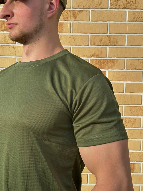 Футболка тактическая олива Coolmax, мужская военная футболка ЗСУ, лёгкая летняя полевая футболка Львов - изображение 2