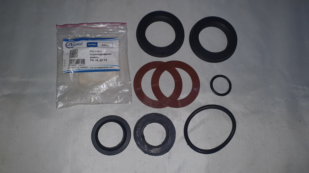 Ремкомплект гидроцилиндра опрокидывания ковша ПБ-35 ДТ-75. Альянс. Харьков - изображение 1