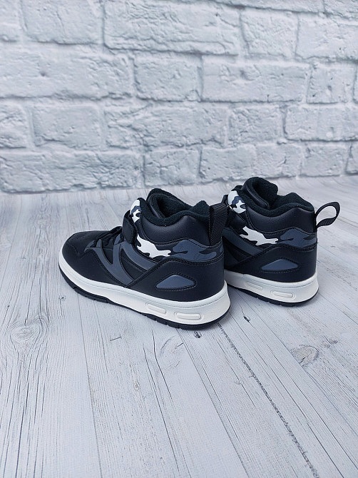 Дитячі демісезонні кросівки хайтопи чорні мілітарі для хлопчиків ТМ "Bessky" 32,33 Миколаїв - фото 4