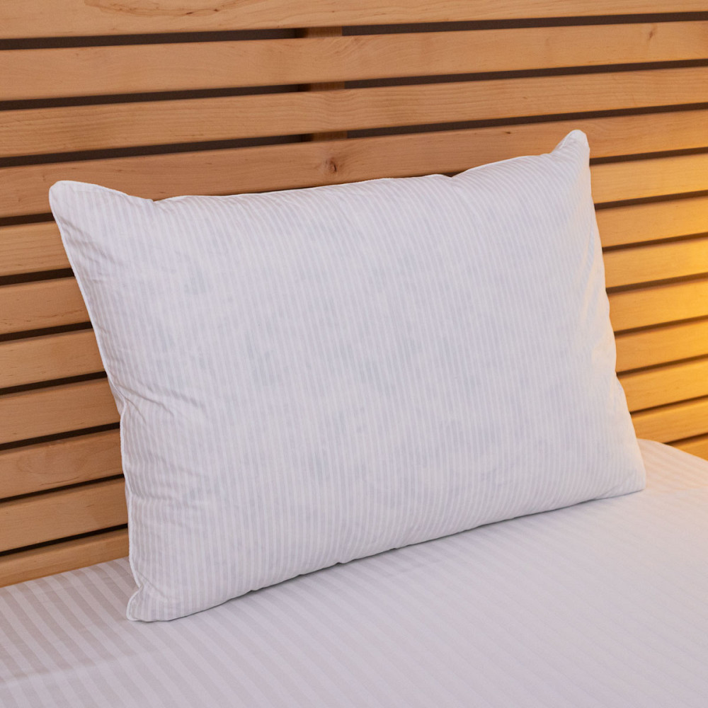 Подушка пуховая YouStar 50% пух 50% перо Тик полоска - упругая 40x60 см (Белый) с сумкой-чехлом Сумы - изображение 1