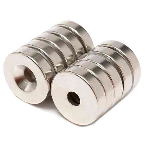 Магниты неодимовые крепежные 18x4мм N50 с отверстием зенковкой 5мм 10шт Винница