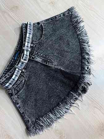 Шорти жіночі джинсові Liana 4-037 короткі розкльошені А-силует з бахромою і ременем чорні, чорний, 28, 28, 72 см Київ