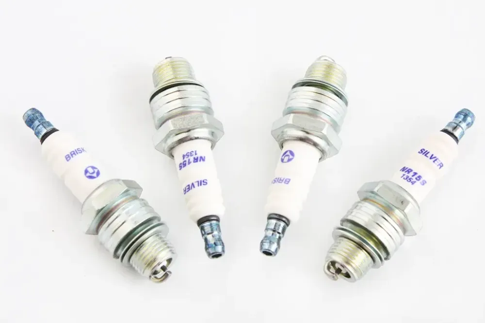 Свічки « Brisk » Silver ГАЗ-332-402 дв. газ (включений на 21, зазор 0.55, коротка спідниця) Вінниця - фото 1