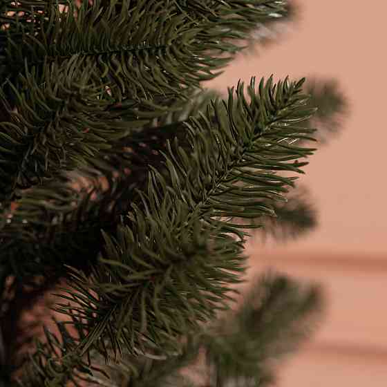 Литая искусственная елка зеленая 150 см на пластиковом основании SOK-M-D-5 Киев