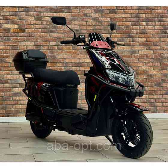 Электроскутер CORSO Bullet 2500W-72Вт-40Ah LteFo4 шины 90-90/10