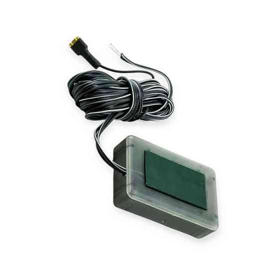 Вольтметр-тахометр с дисплеем на скотче проводом 12В для ДИЗЕЛЬных двигателей генератором BOSCH AYRO Мукачево