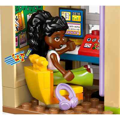 Конструктор LEGO Friends Музыкальный магазин и квартира (42653) Винница