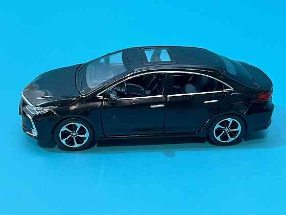 Машинка металева Авто Експерт Toyota Corolla 1:32 метал світло/звук Чорна (GT-6258) Чернігів