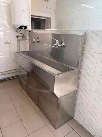 Умивальник ліктьовий на дві секції з тумбою Київ