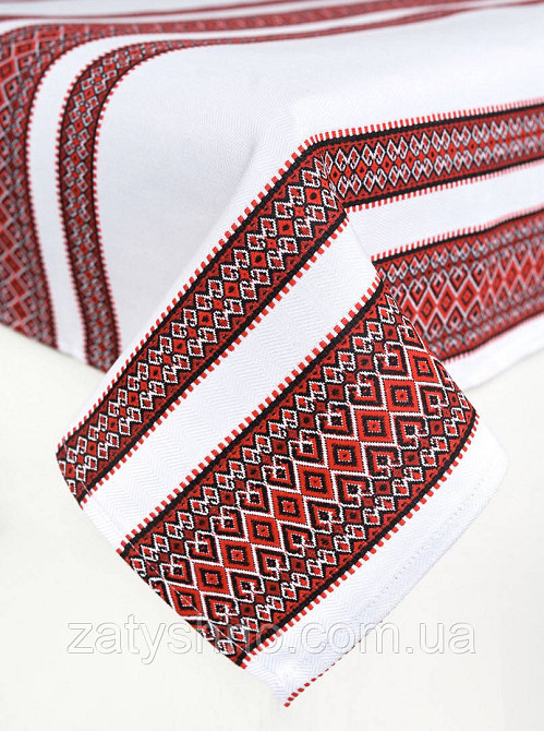 Скатерть красная на хлопке машинная вышивка Киев - изображение 1