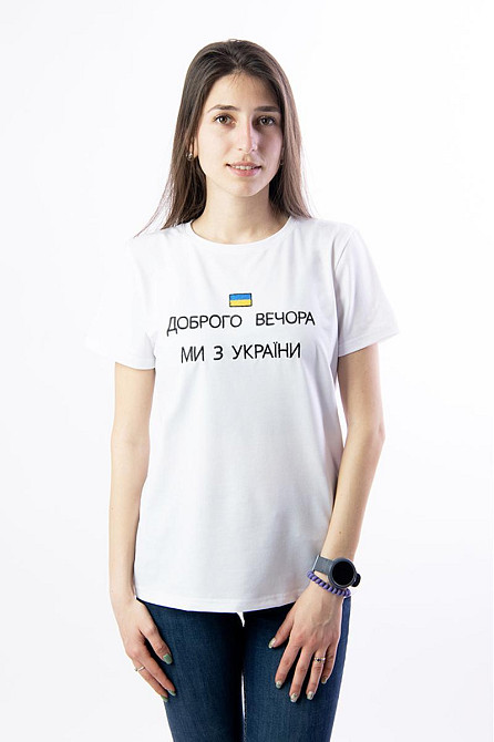 Футболка с вышивкой 