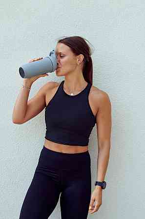 Шейкер спортивний SmartShake металевий Reforce Stainless Steel 30oz/900ml Gray Кам'янське