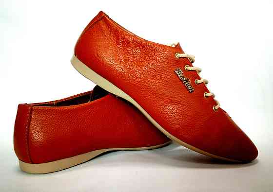 Женские кожаные туфли-лодочки производство Италии. Киев