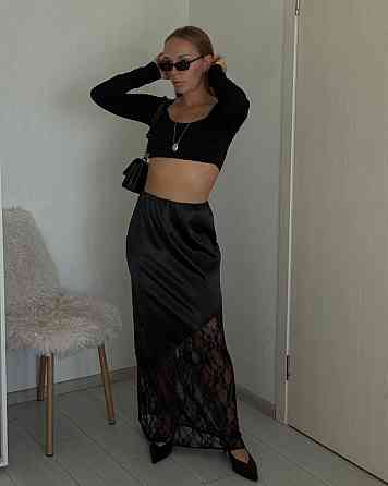 Женская стильная длинная шелковая юбка с кружевом. Одесса