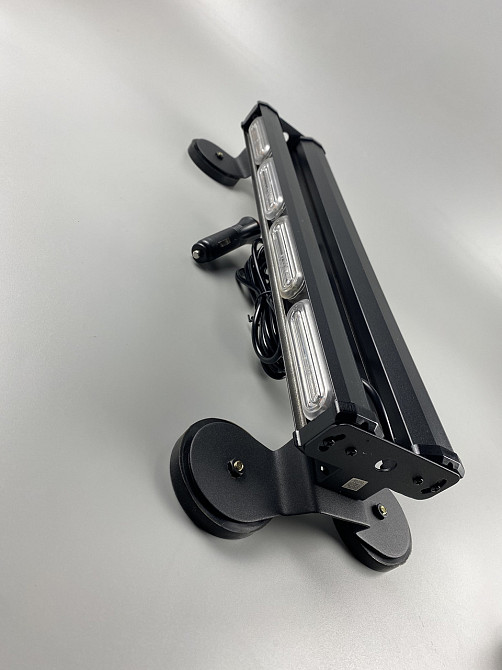 Двосторонній Стробоскоп LED на машину 4 секції 12/24 V 96 led діодів кріплення подвійний магніт світлова балка Мукачево - фото 6