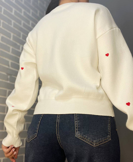 Светр жіночий A-N 7075 оверсайз широкий вишиті серця, білий, one size Київ - фото 8