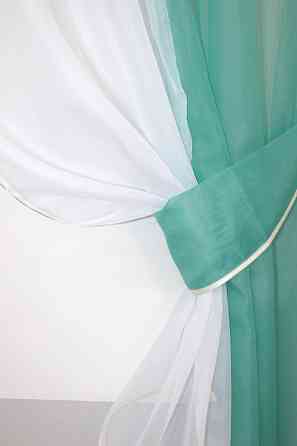 Кухонные шторы VR-Textil № 090к с ламбрекеном и подвязками бирюзовый с белым 280х170 см (50-309) Киев